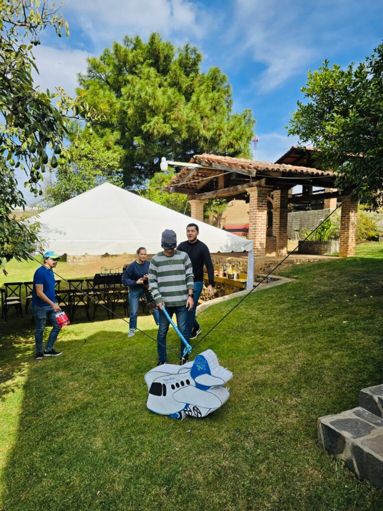 Evento en el jardín de Los Manzanos